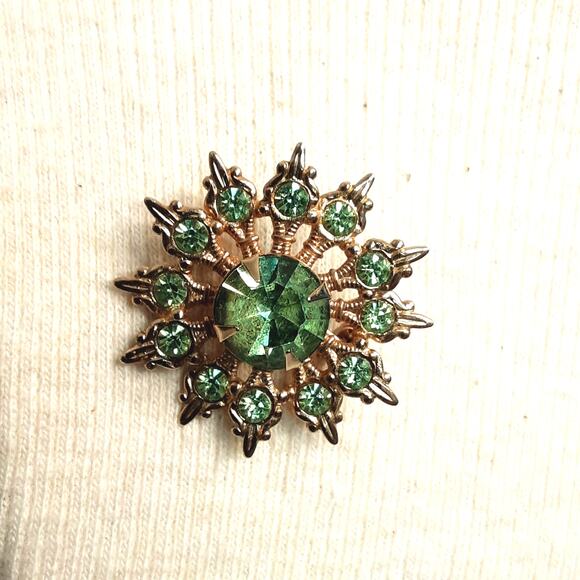 Green Rhinestone Atomic Star Burst Brooch On Gold Tone Metal - Picture 2 of 6